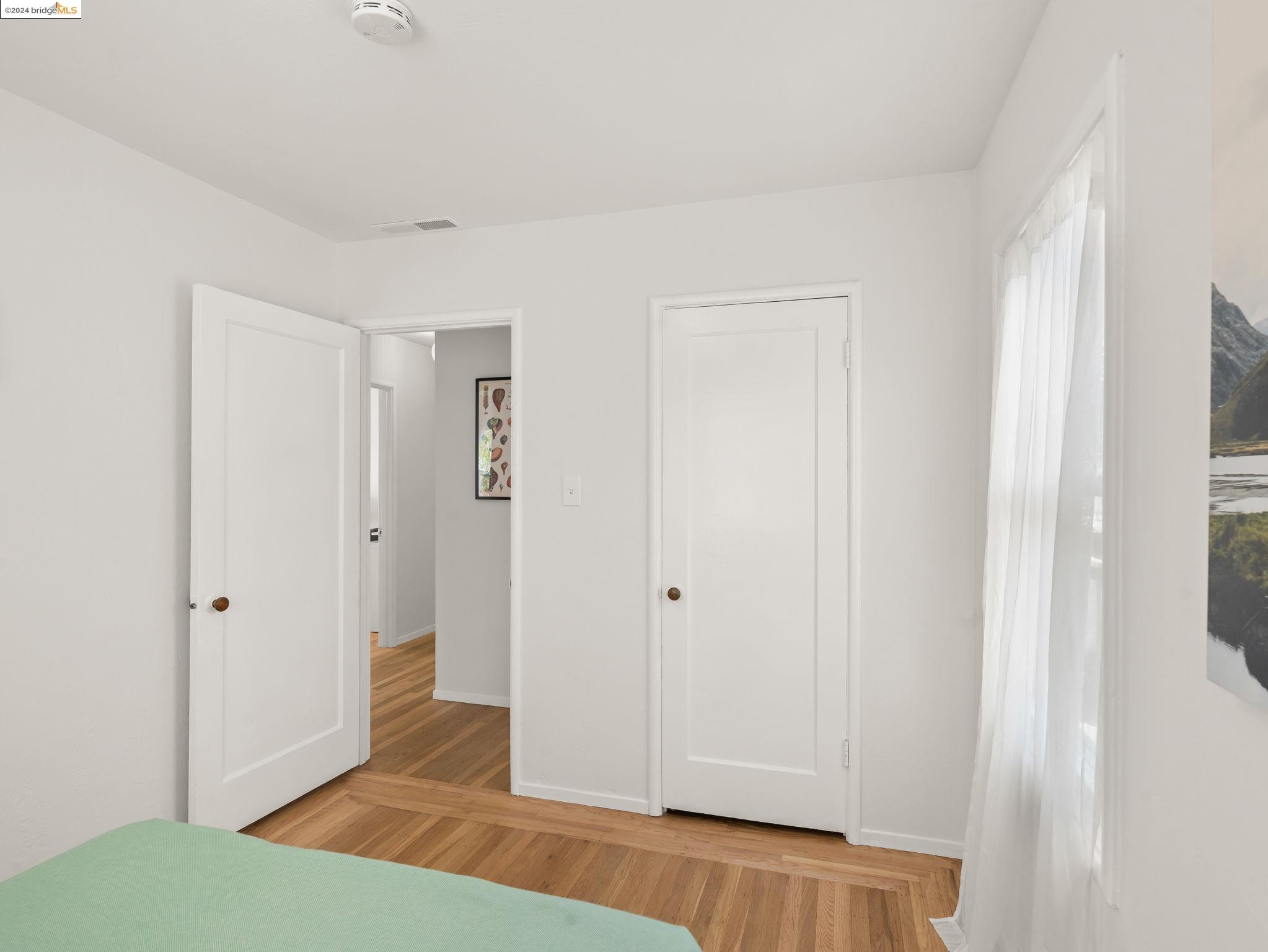 1602 Elm St