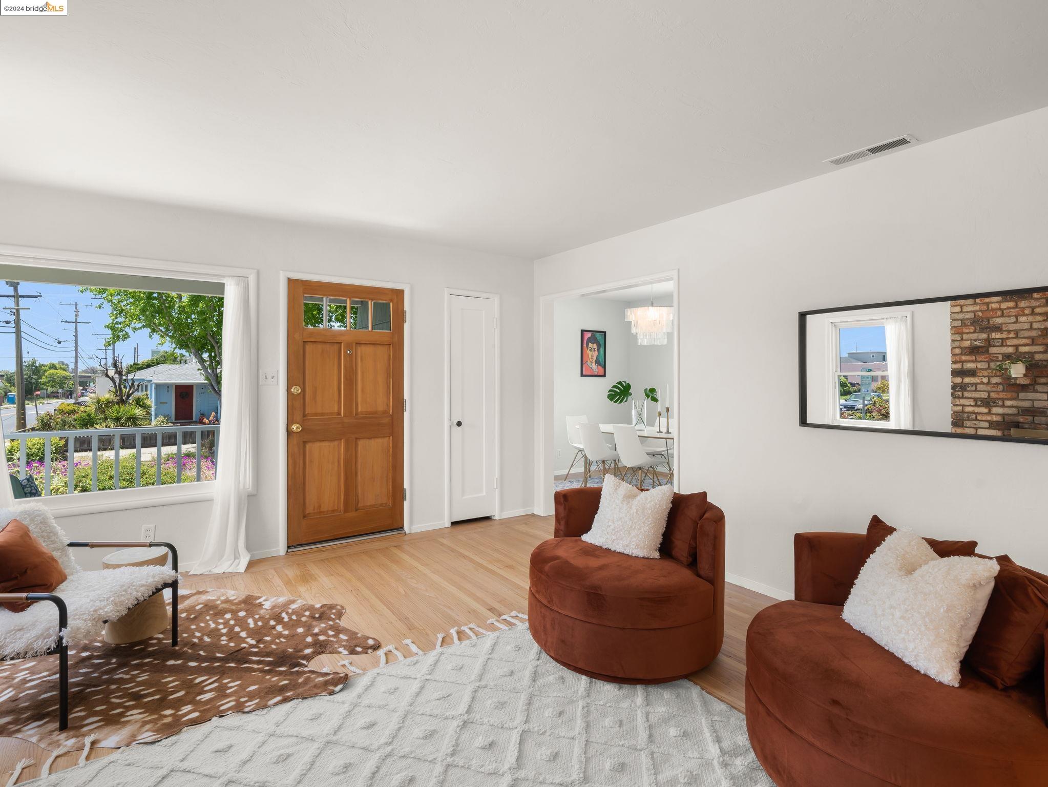 1602 Elm St