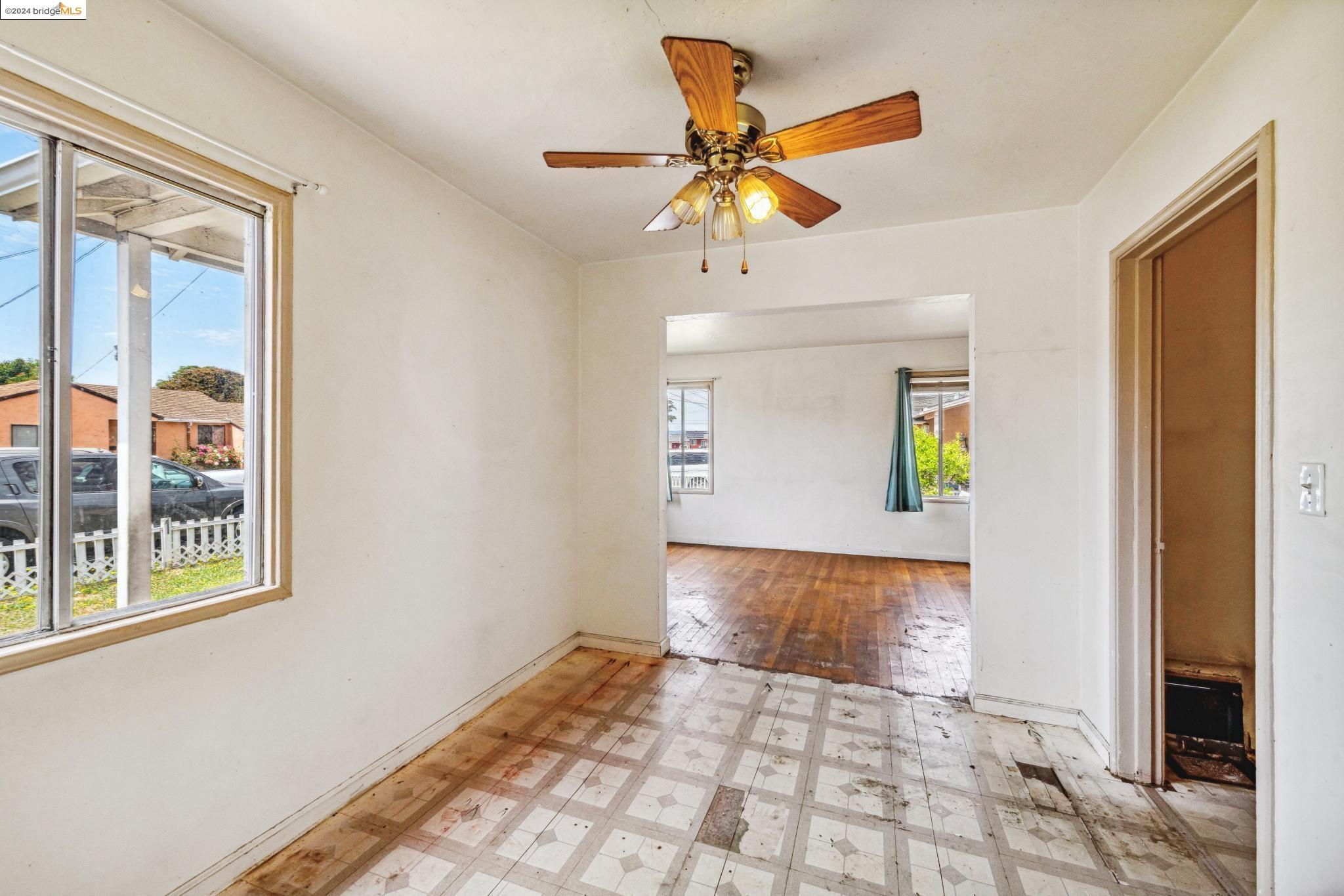 1431 Colin St