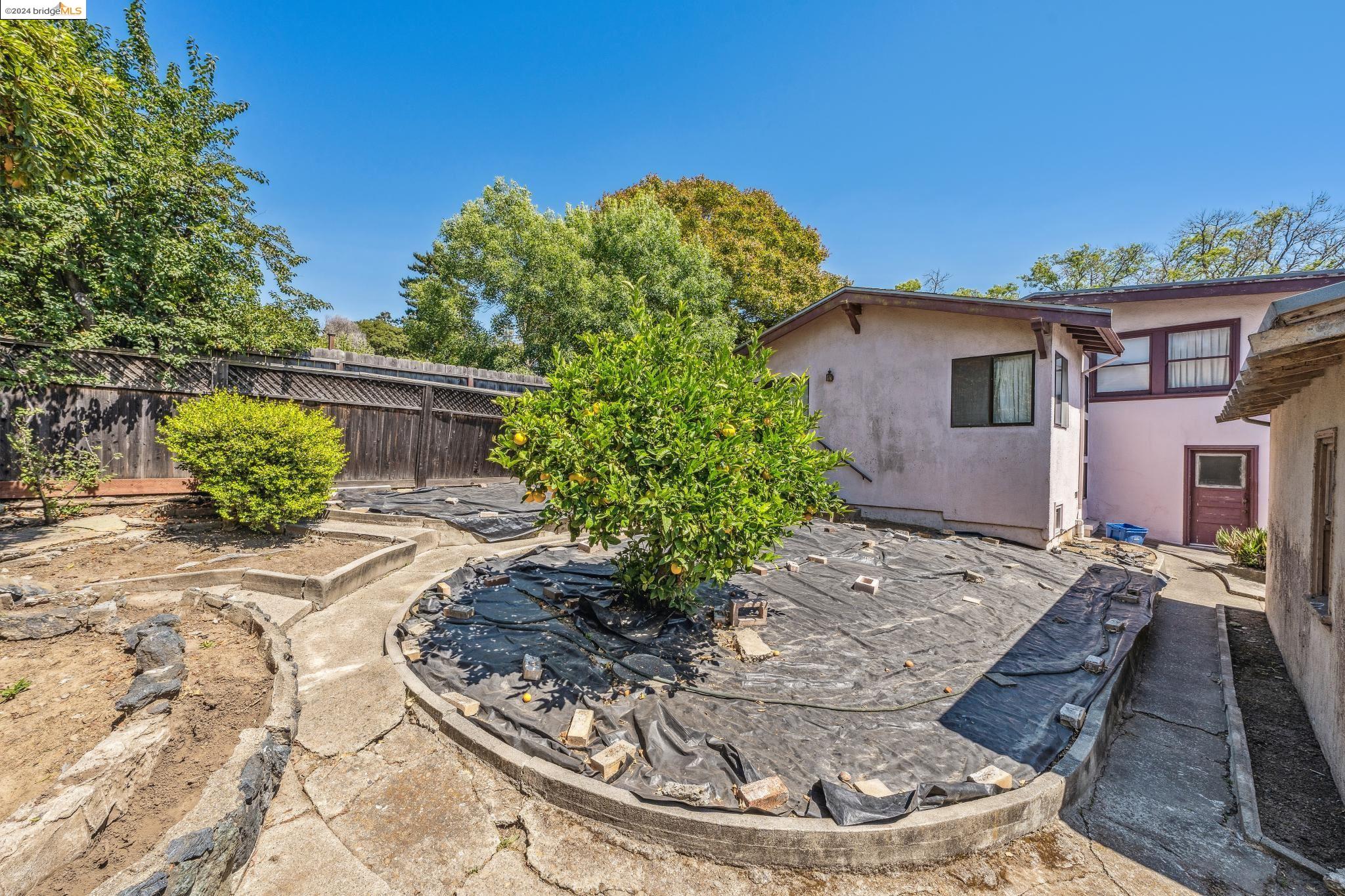 1721 Madera St