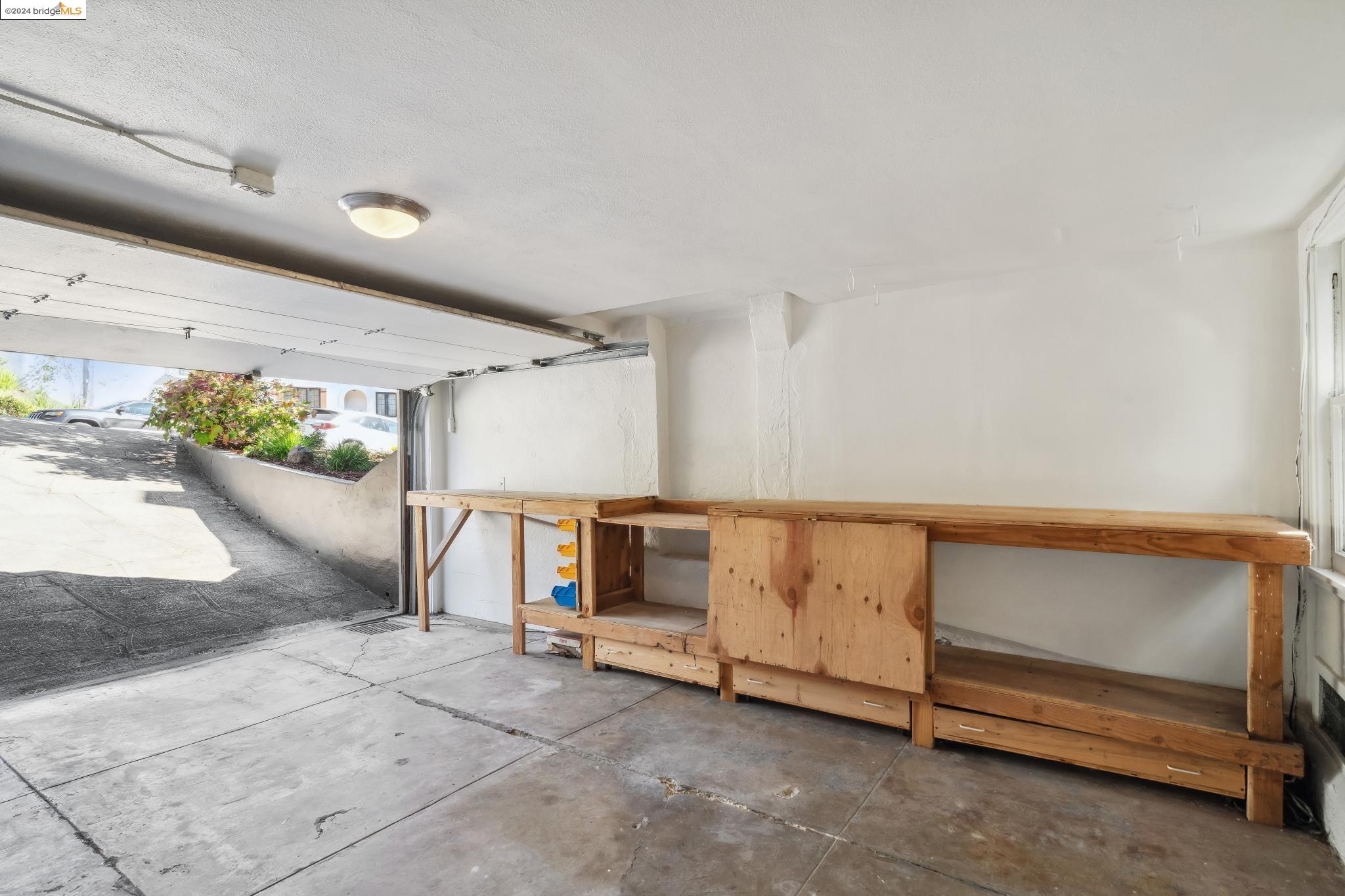 4063 Lyman Rd