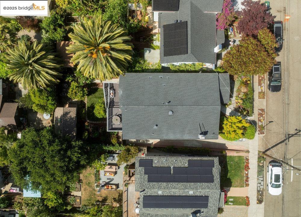 3941 Elston Ave