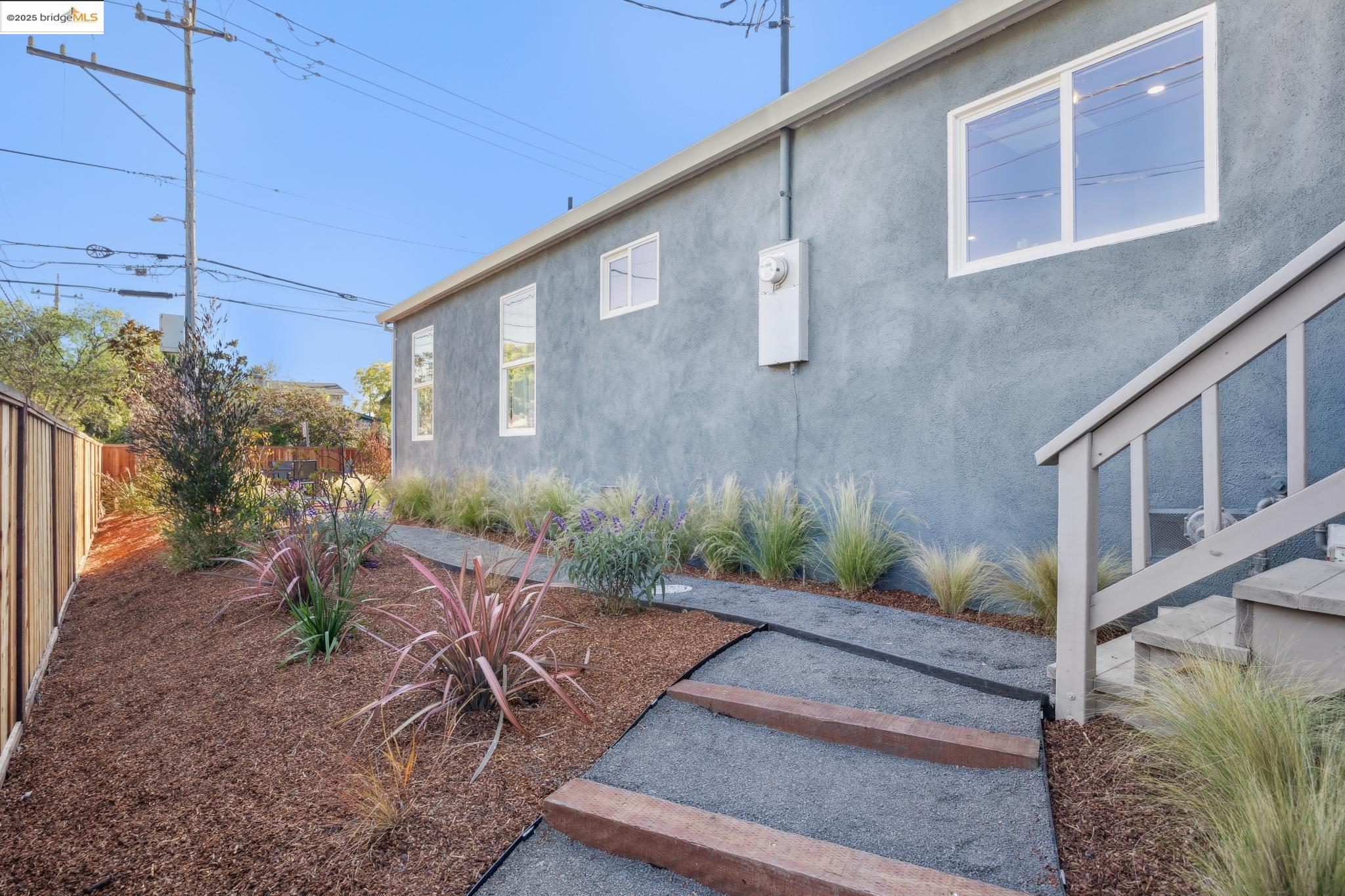 3018 Mabel St, Berkeley