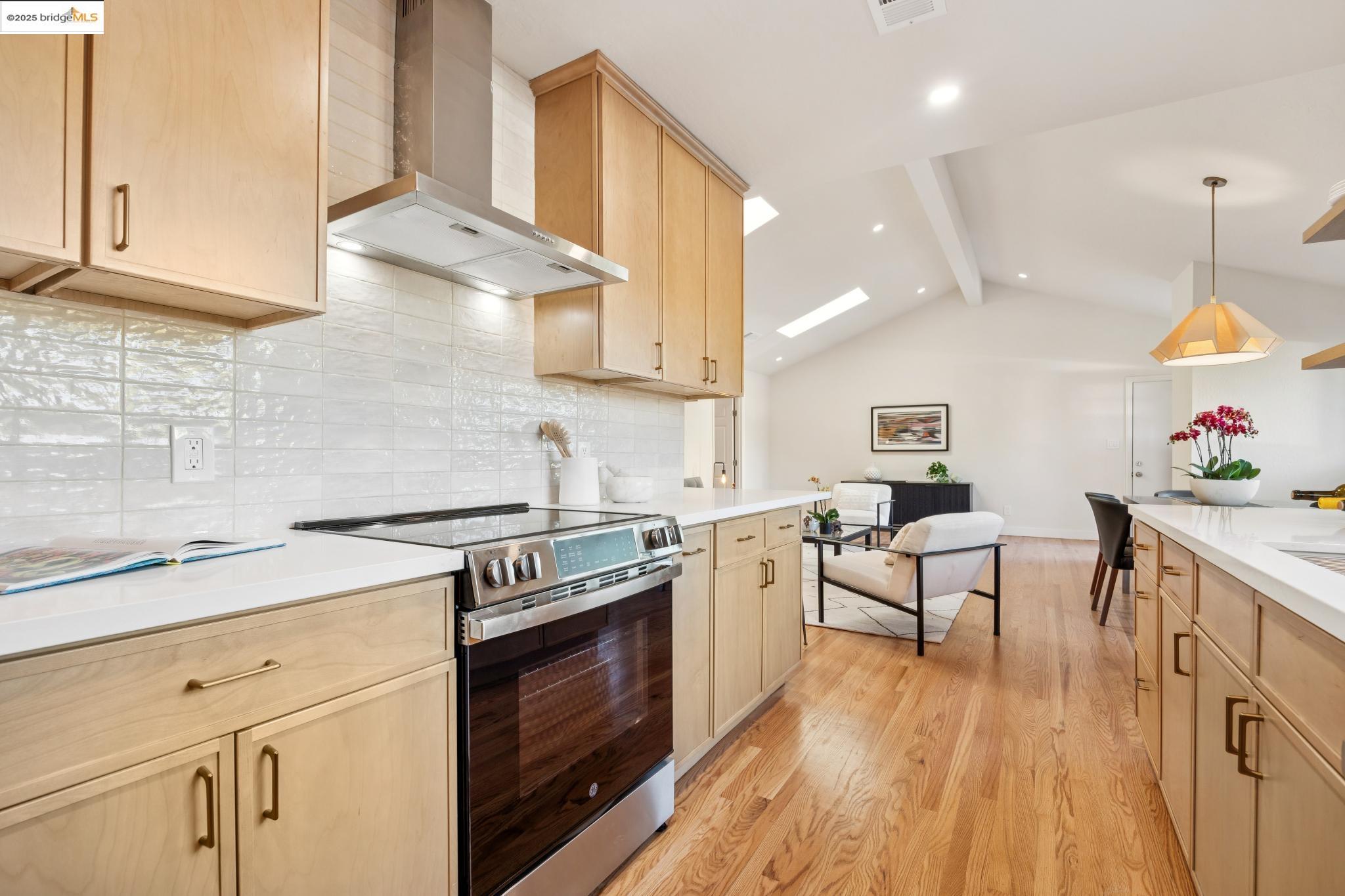 3018 Mabel St, Berkeley