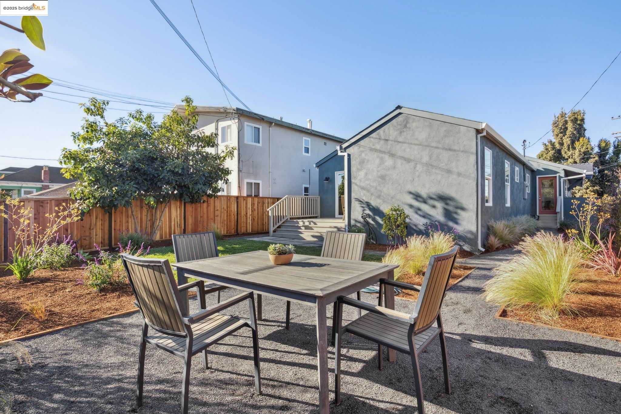 3018 Mabel St, Berkeley