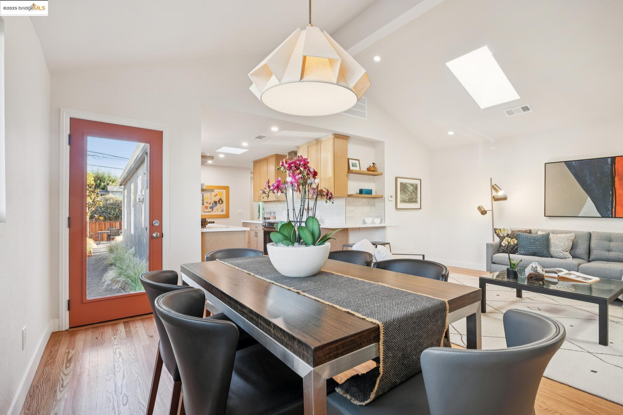 3018 Mabel St, Berkeley