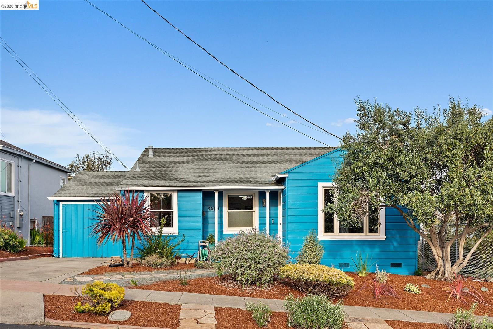 1650 Shasta St