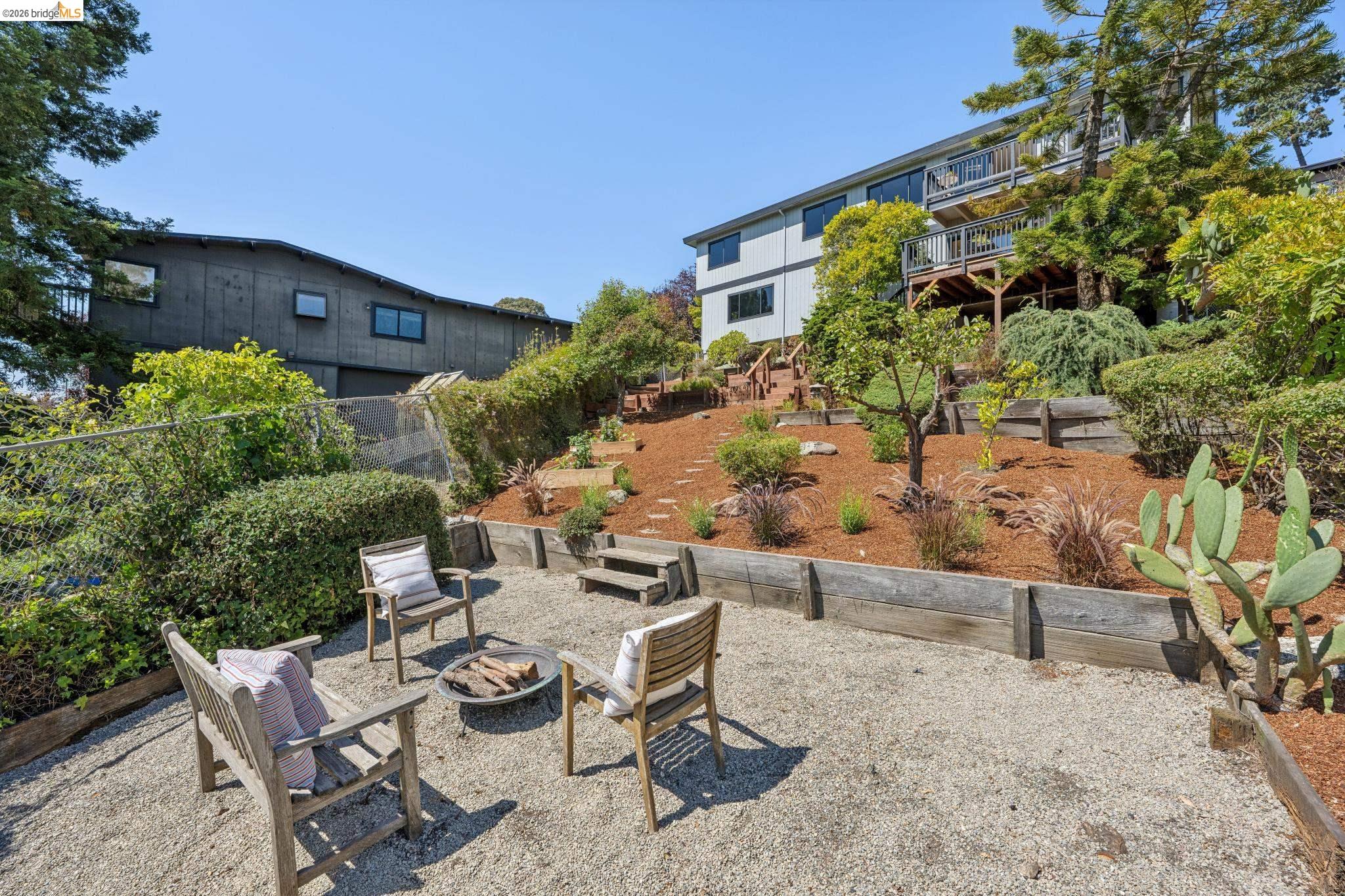 955 Galvin Dr