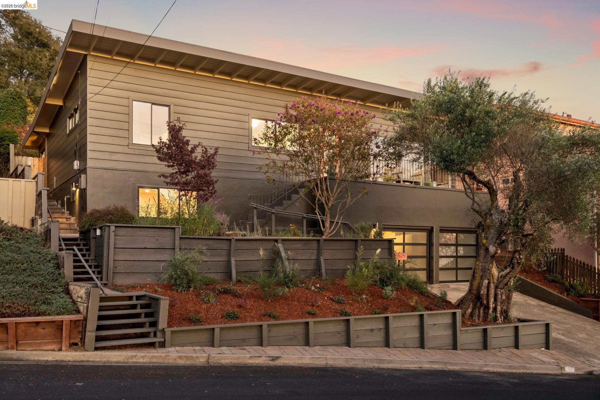 42 Cowper Ave