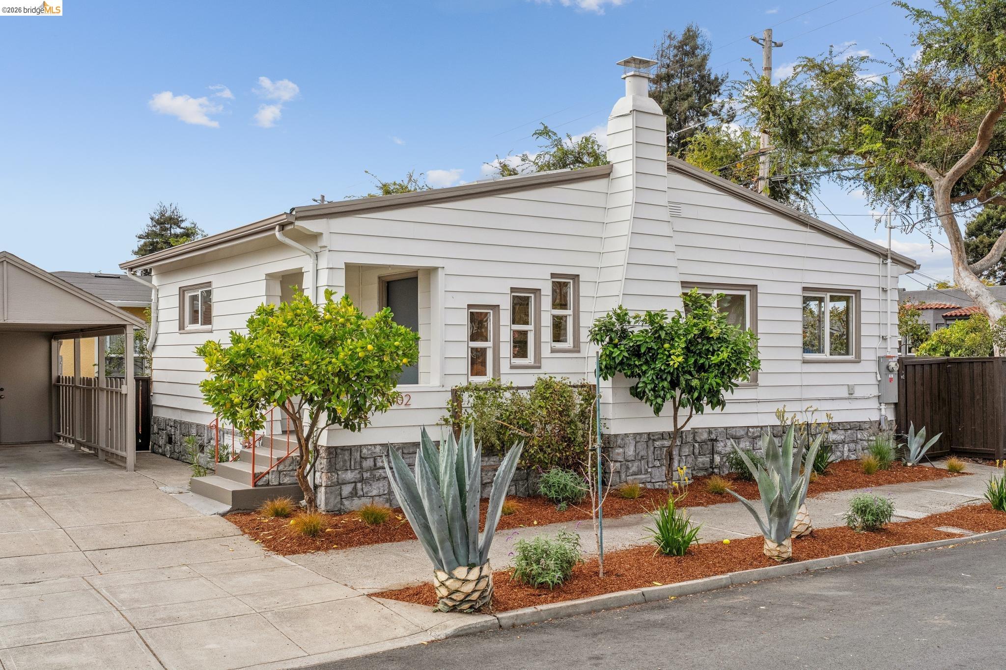 2702 Acton St Berkeley CA