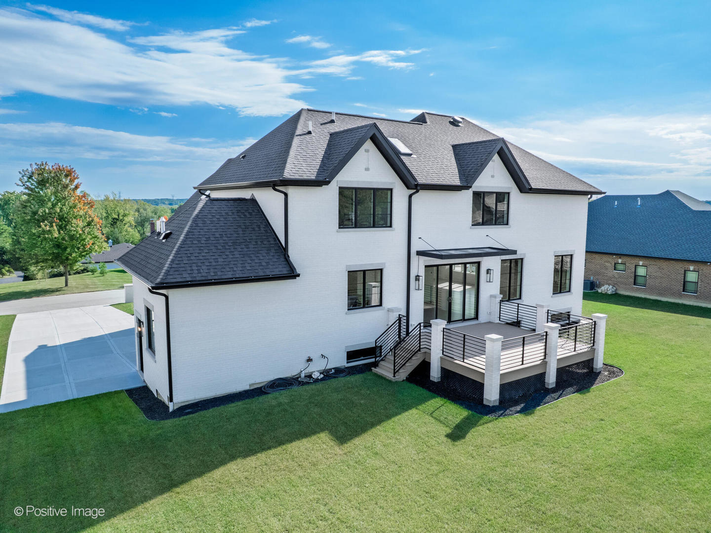 8302 Pleasant View Avenue