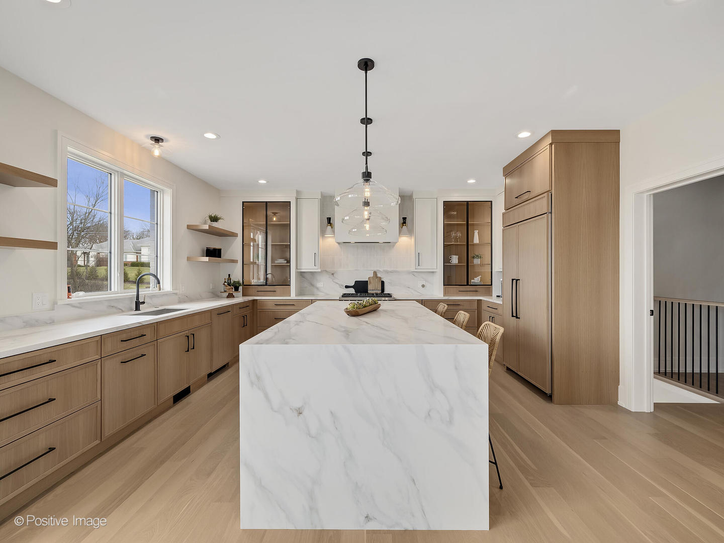 8302 Pleasant View Avenue