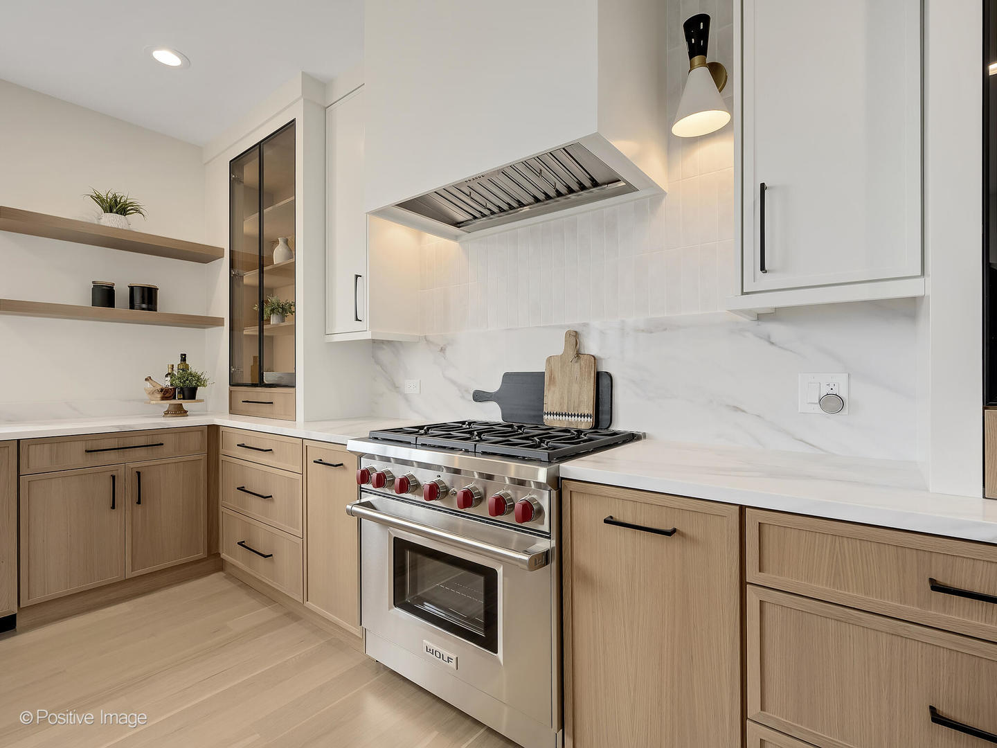 8302 Pleasant View Avenue