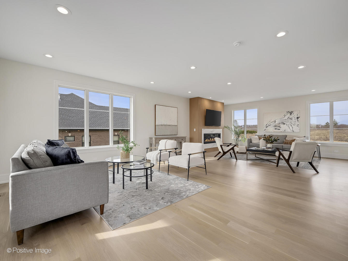 8302 Pleasant View Avenue