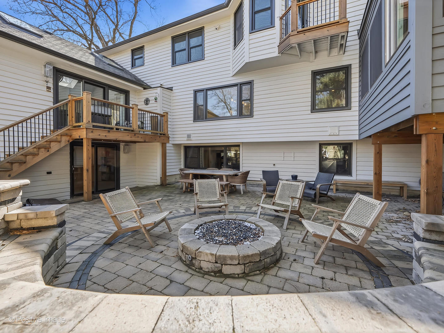 11 W Birchwood Avenue