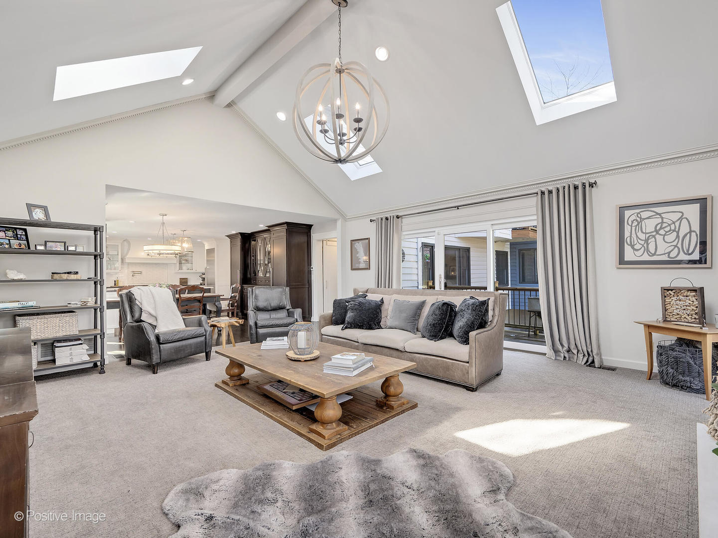 11 W Birchwood Avenue