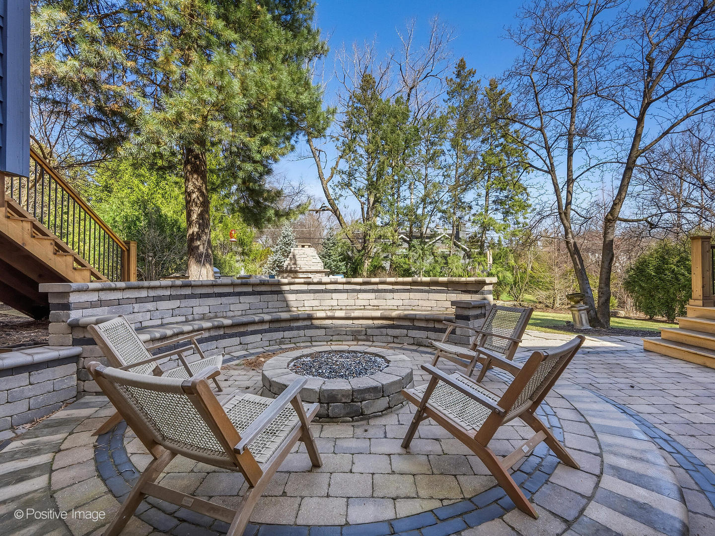 11 W Birchwood Avenue