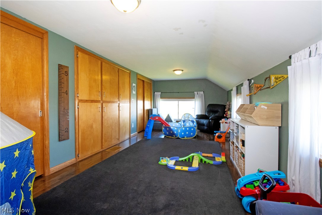 13284 Kauffman Avenue