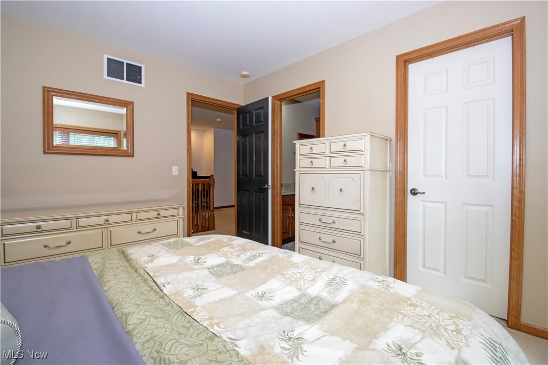 925 Woodmere