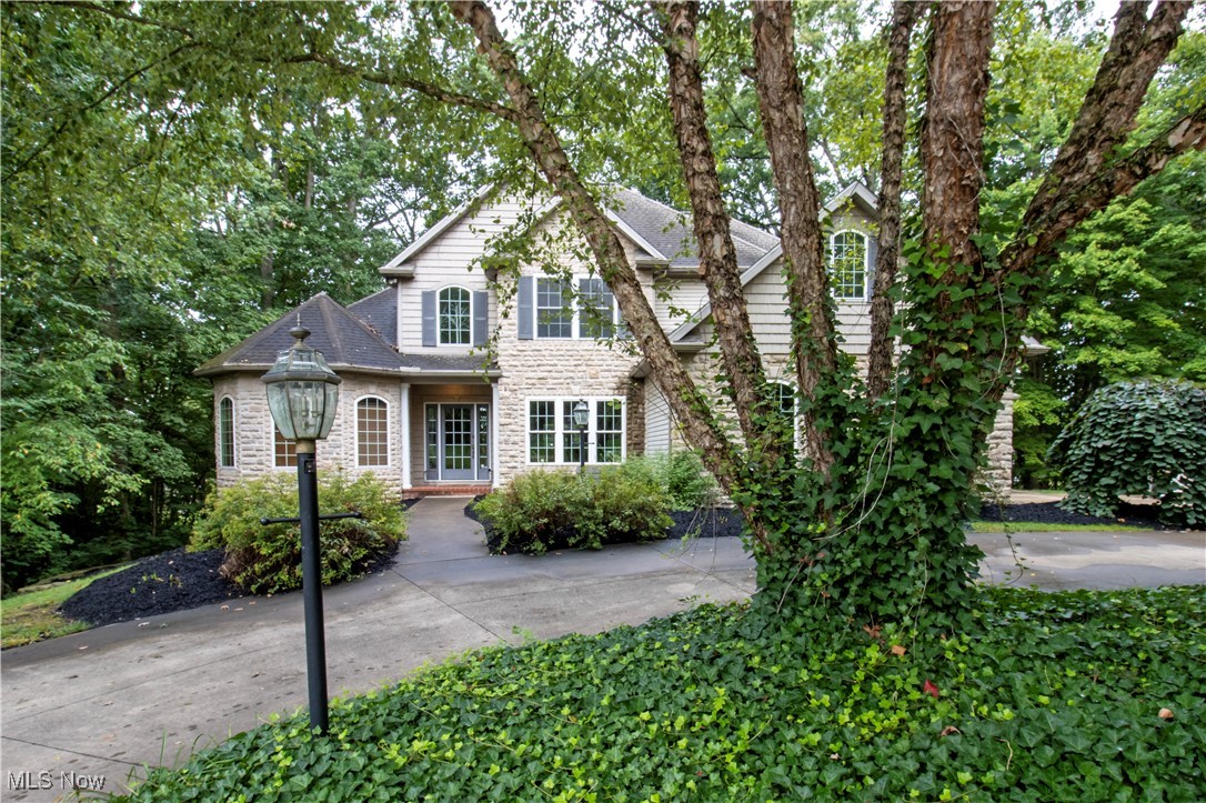925 Woodmere