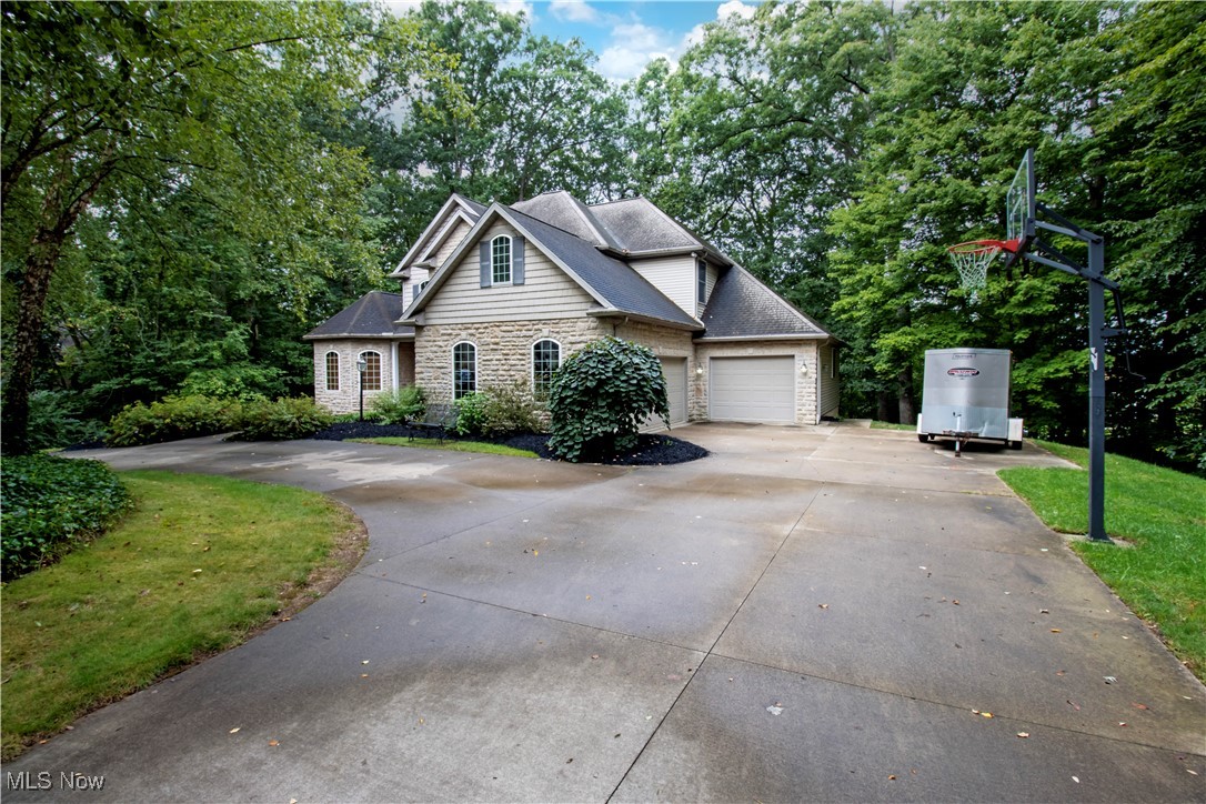 925 Woodmere