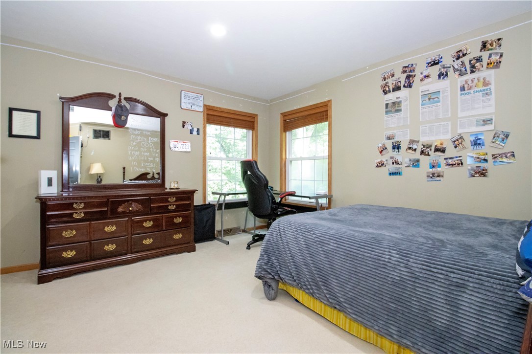 925 Woodmere