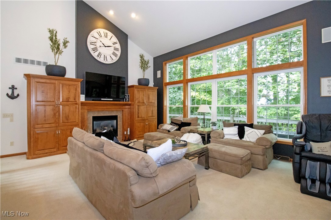 925 Woodmere