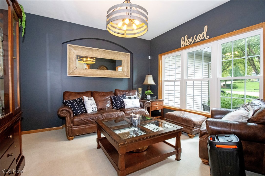 925 Woodmere