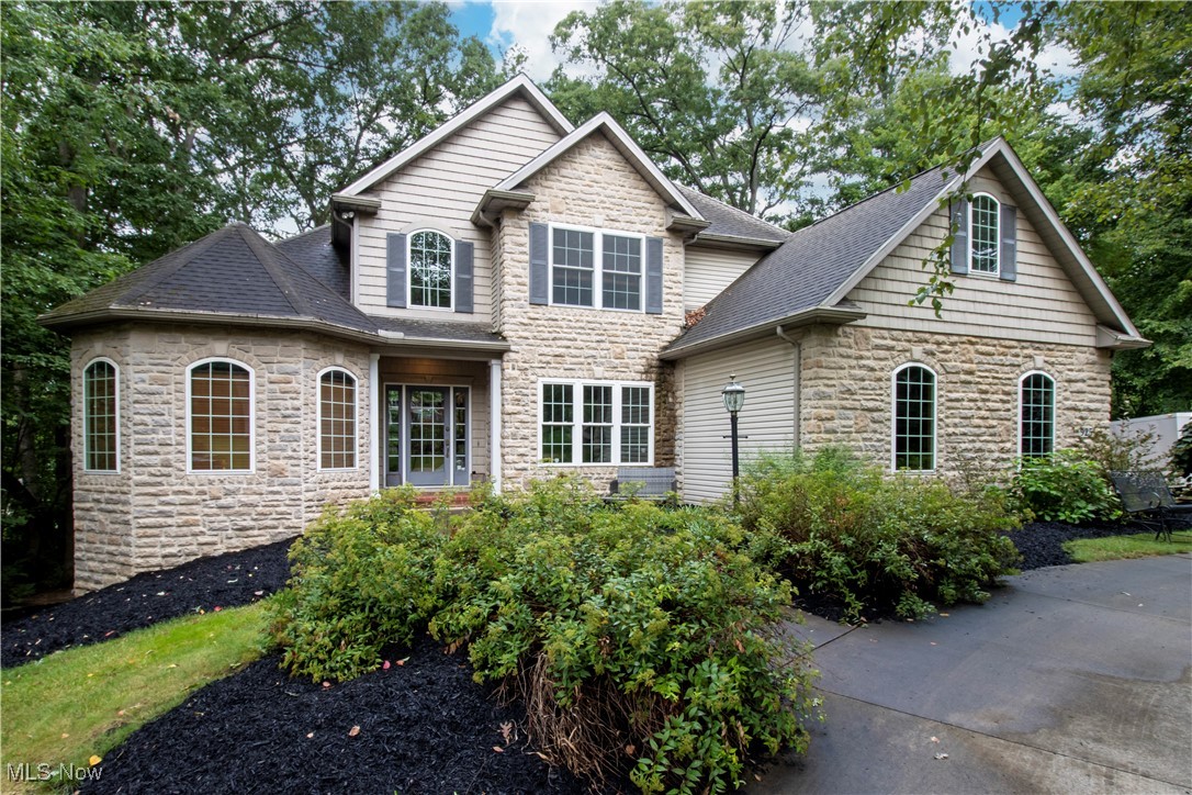 925 Woodmere