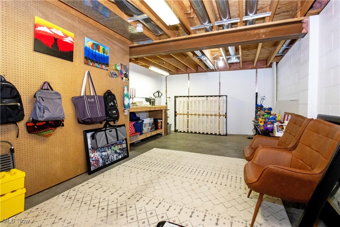 2452 Barrington Way 452