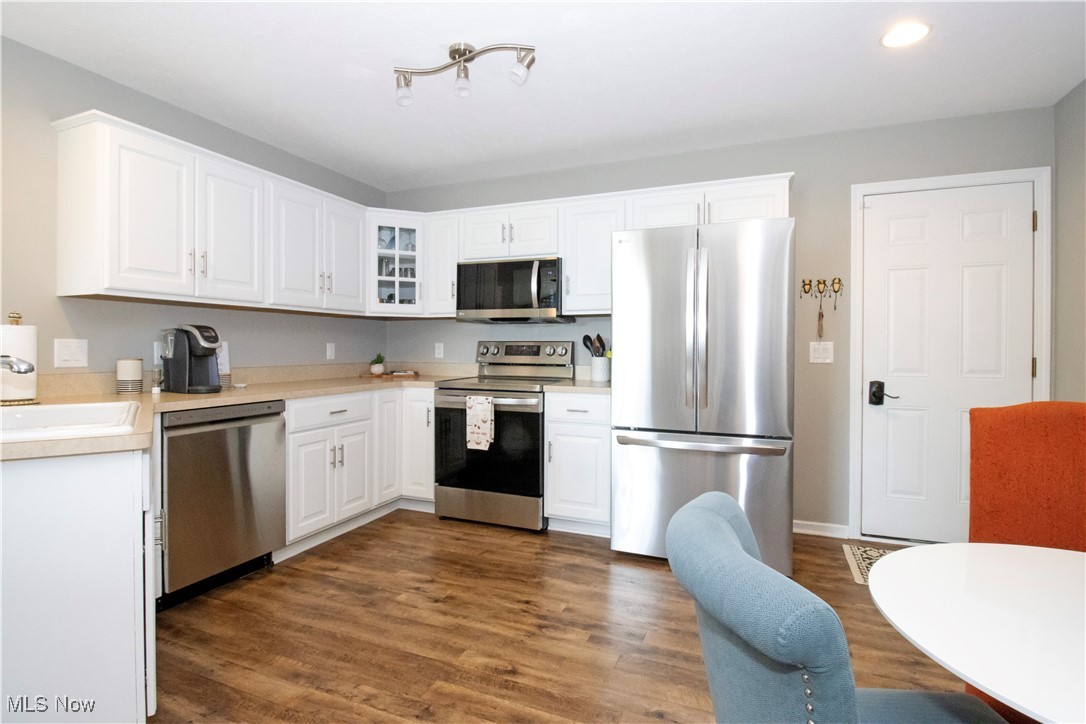 2452 Barrington Way 452