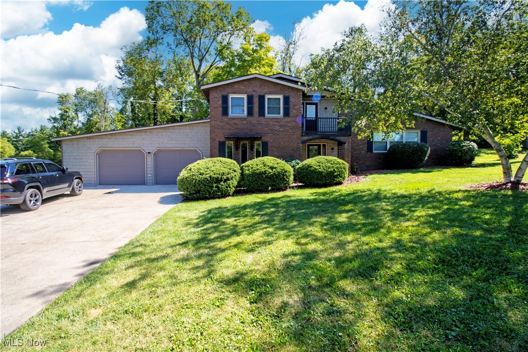 3381 Shad Drive E