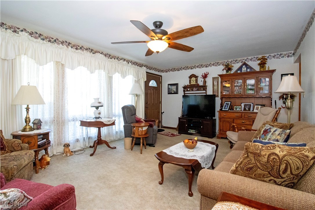 912 Ridgecrest