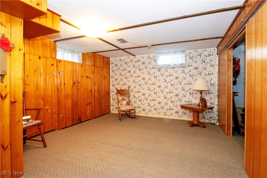 912 Ridgecrest