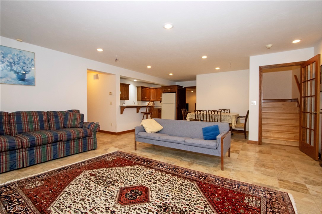 1467 Hunt Club Drive