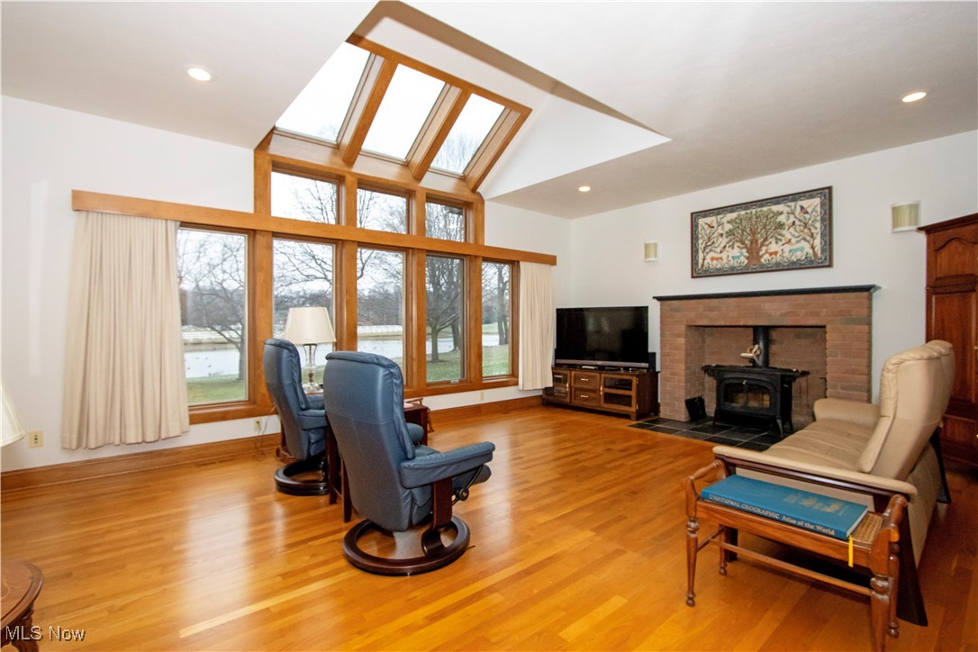 1467 Hunt Club Drive