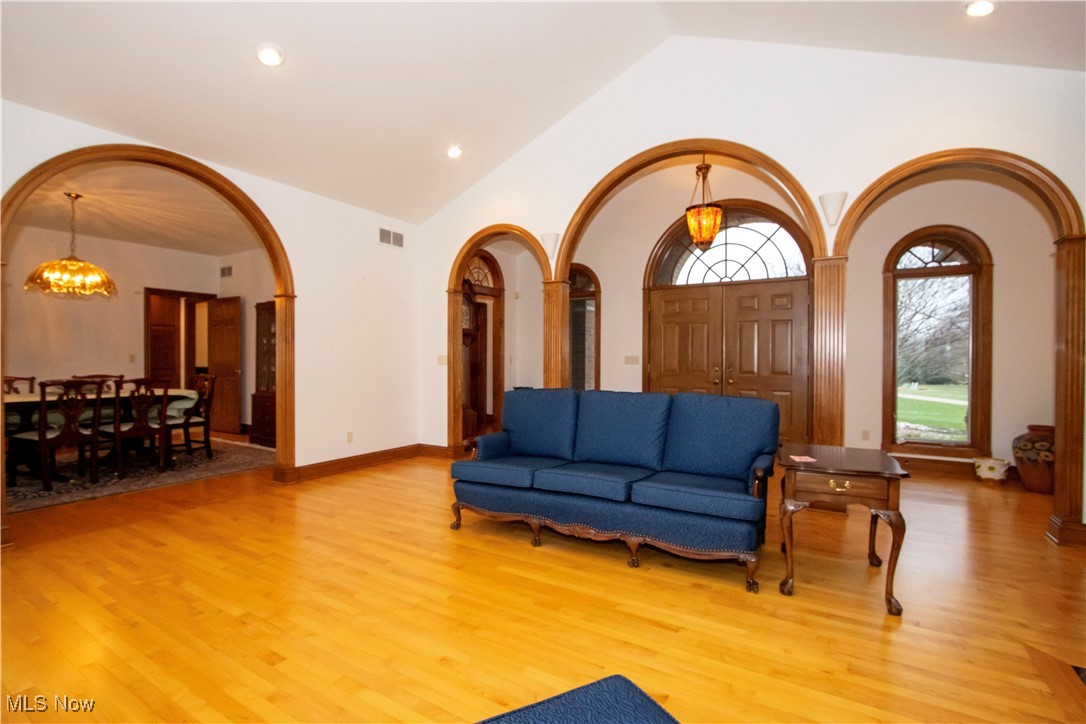 1467 Hunt Club Drive