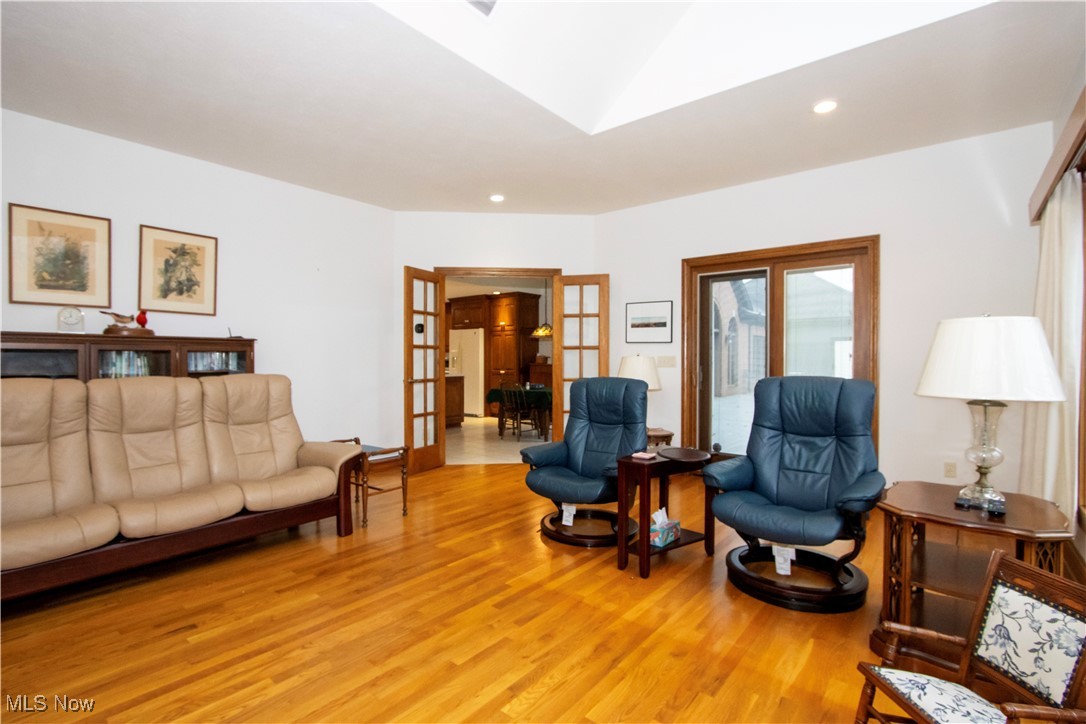 1467 Hunt Club Drive