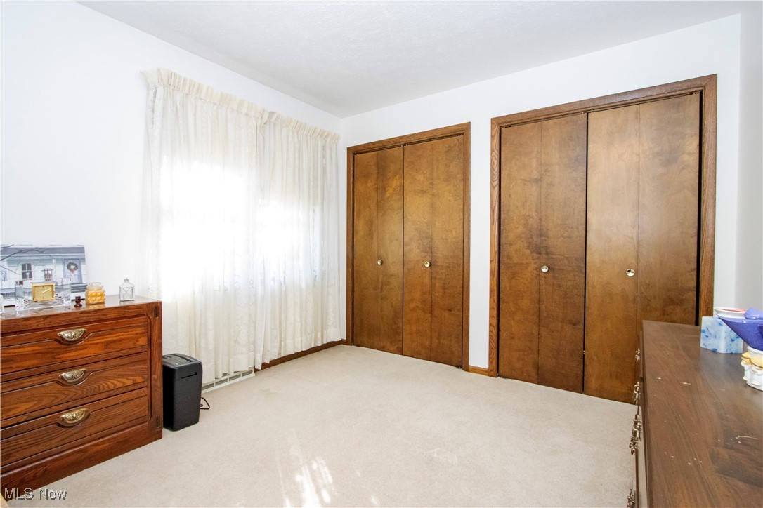 401 Oakmont Court