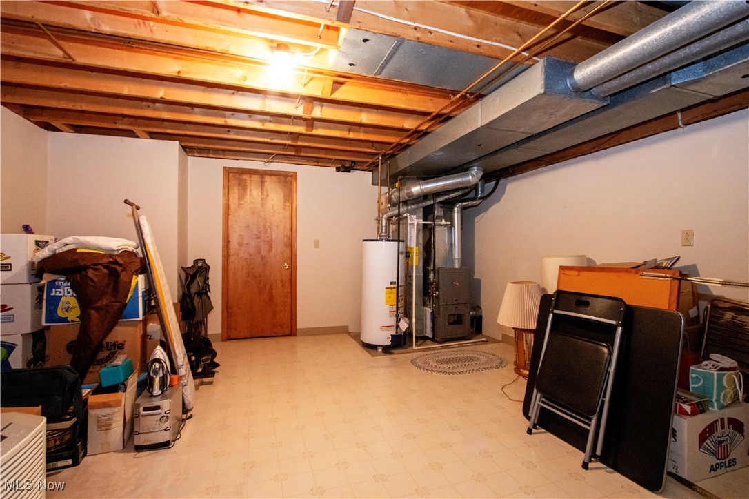401 Oakmont Court