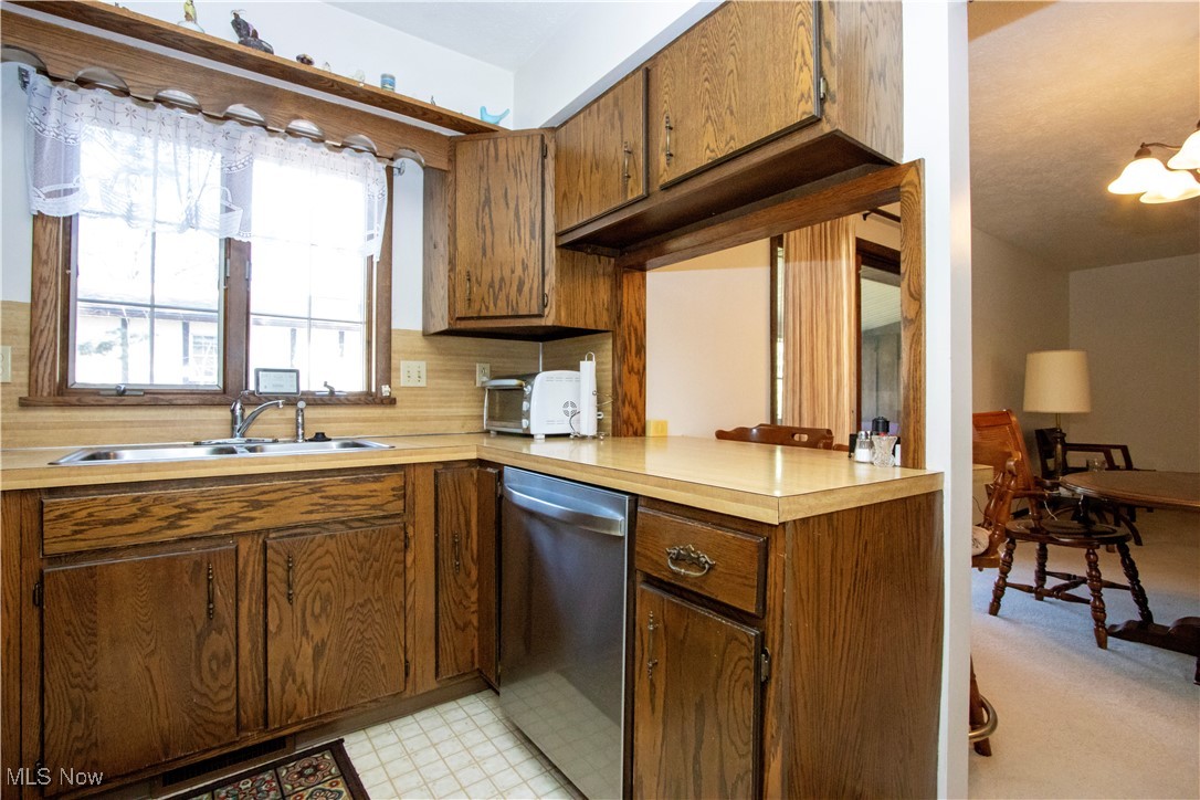 401 Oakmont Court