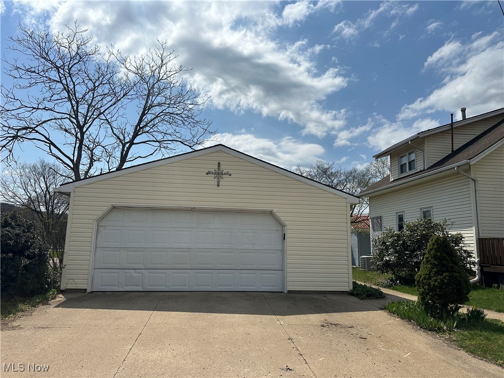 638 Locust Street