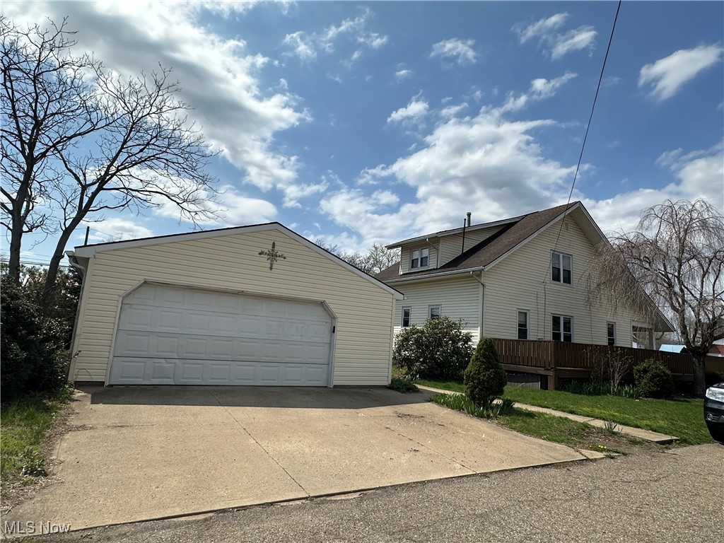 638 Locust Street