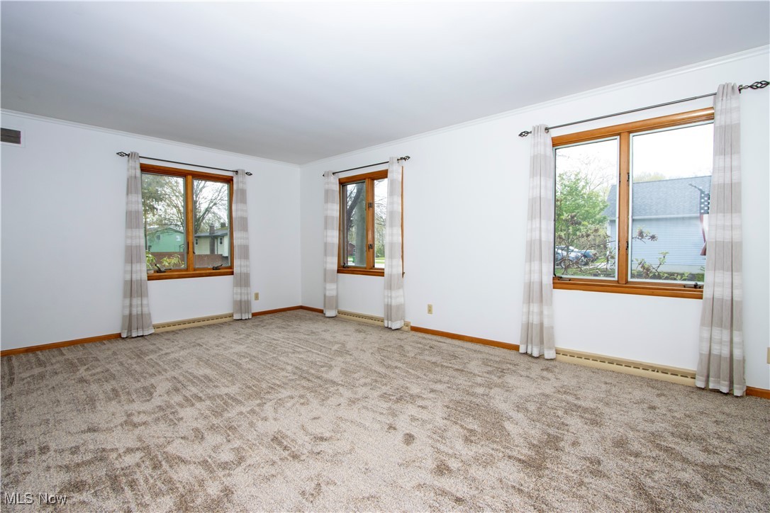 1047 Ashwood Drive