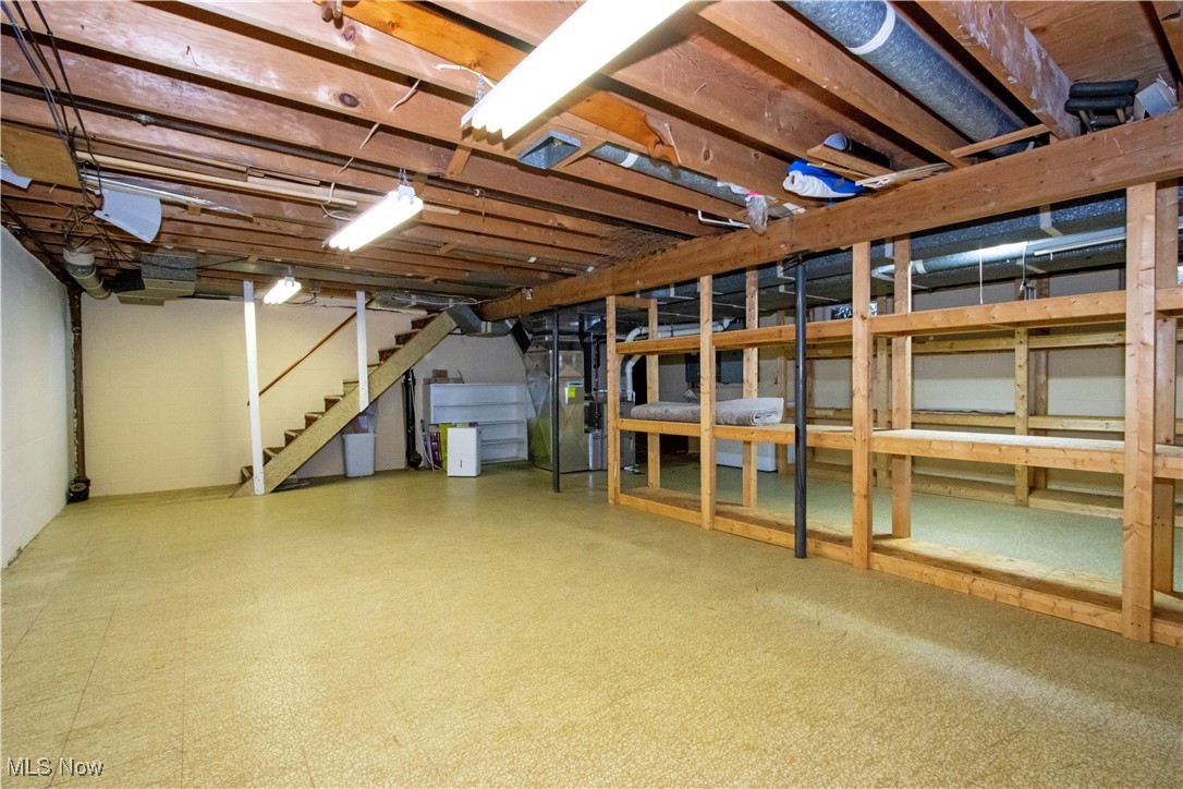 1047 Ashwood Drive