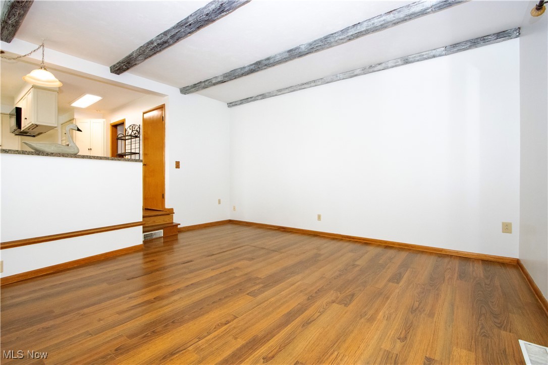 1047 Ashwood Drive