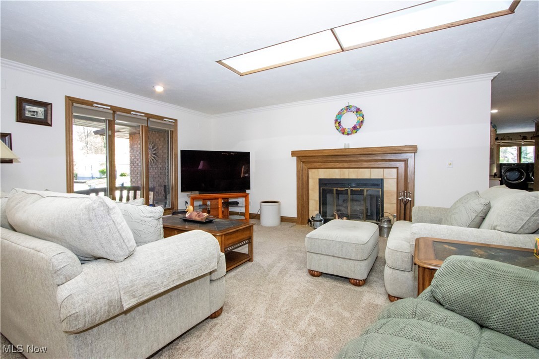 1563 Rosewood Drive