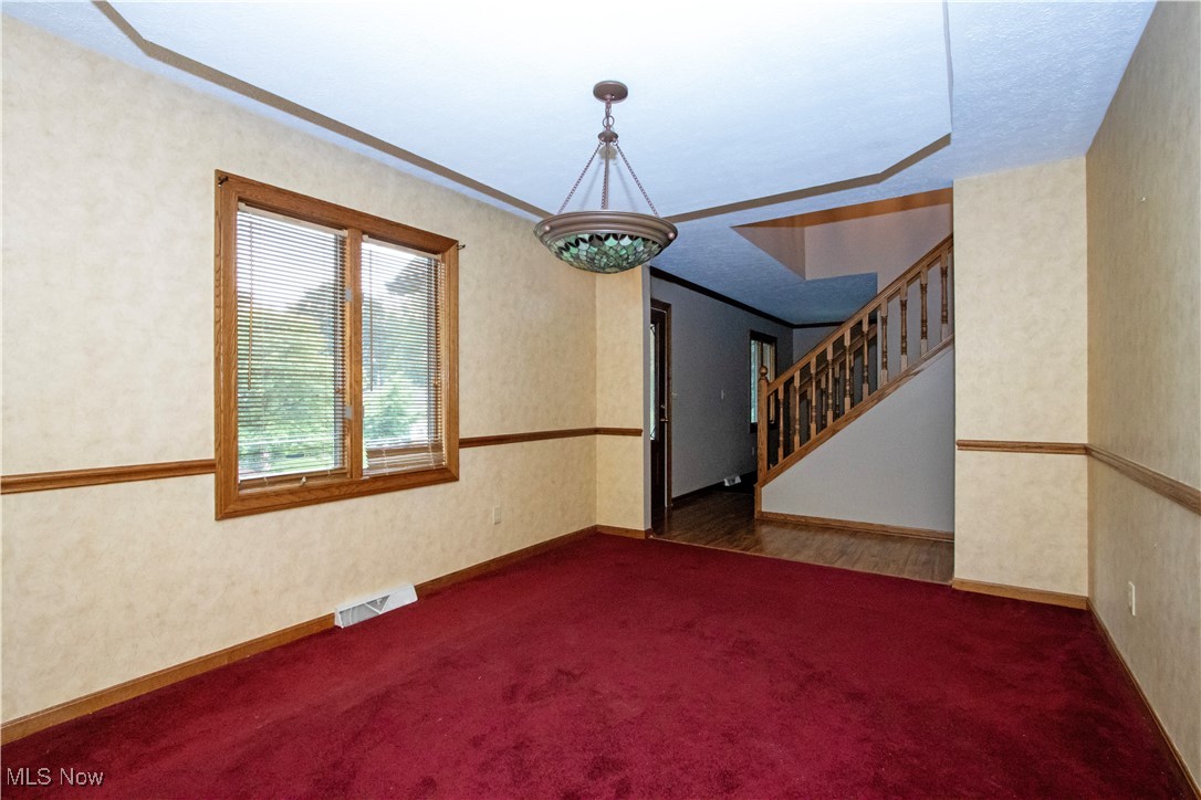 2766 Vinton Woods