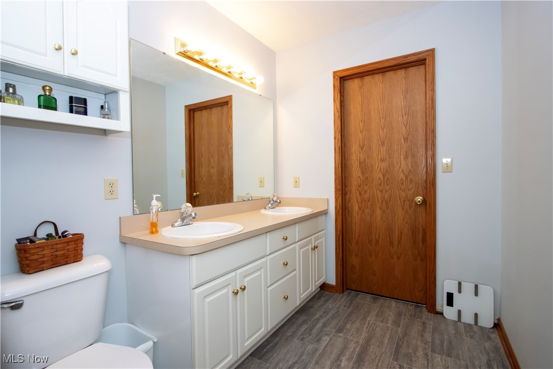 3367 Bayberry Cove