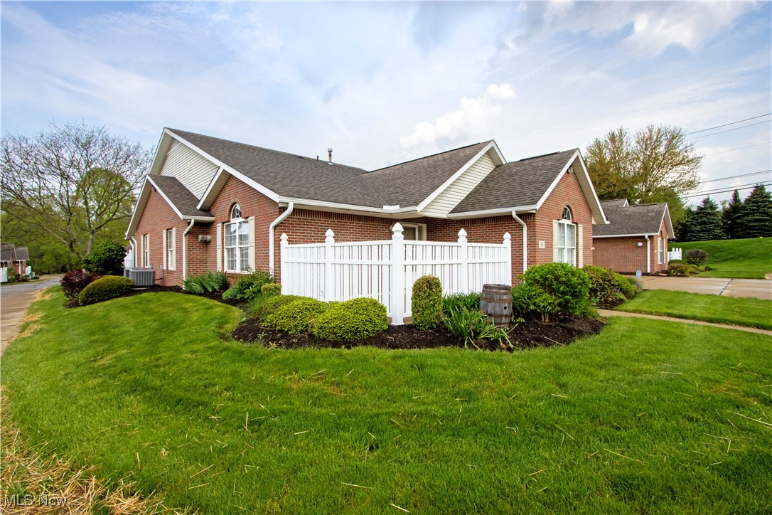 3367 Bayberry Cove
